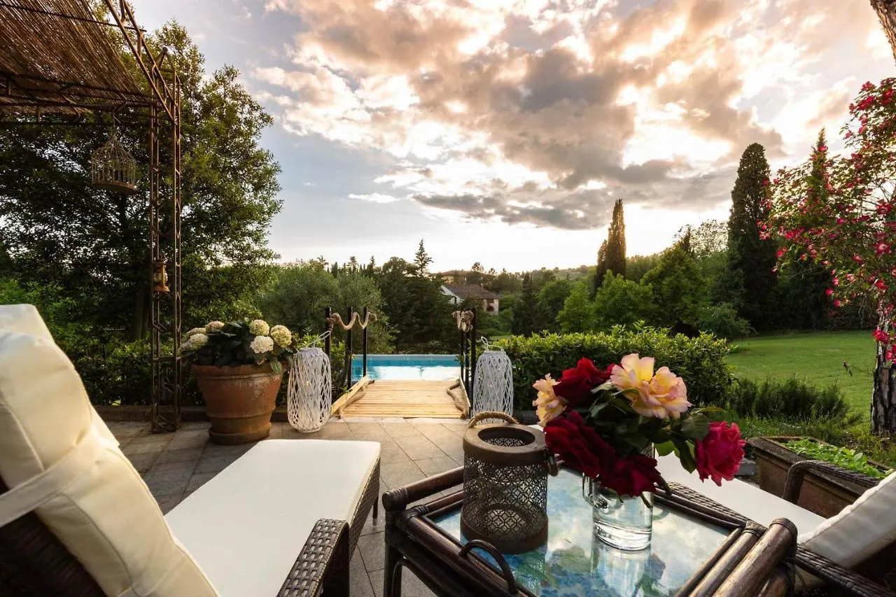 Villa Cottage Nanni, Romantic And Luxury With Pool Pescia
