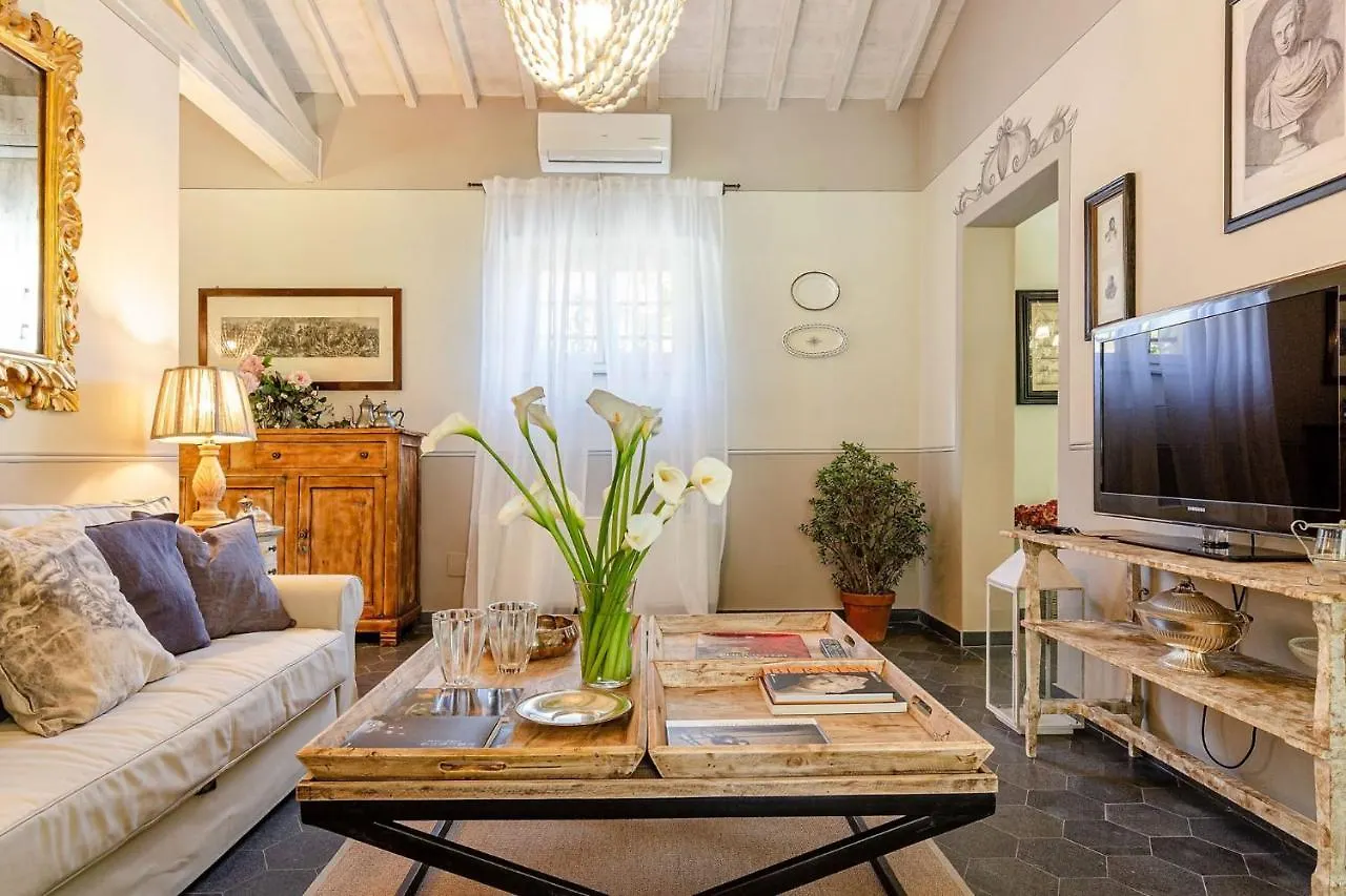 Cottage Nanni, Romantic And Luxury With Pool Pescia Villa