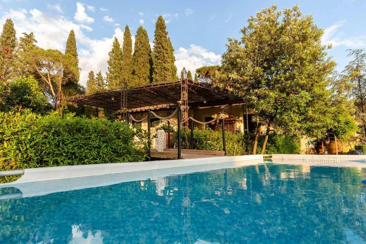 Villa Cottage Nanni, Romantic And Luxury With Pool Pescia