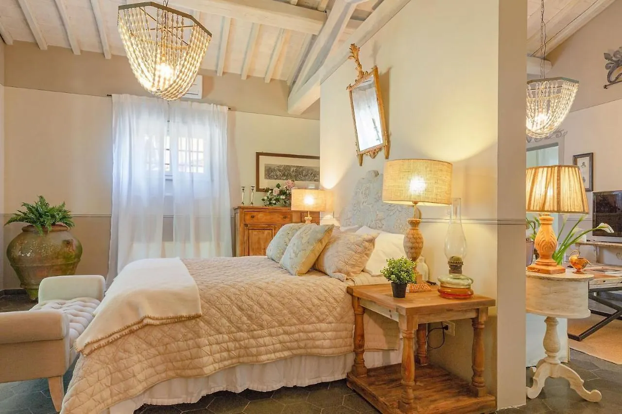 Cottage Nanni, Romantic And Luxury With Pool Pescia Villa
